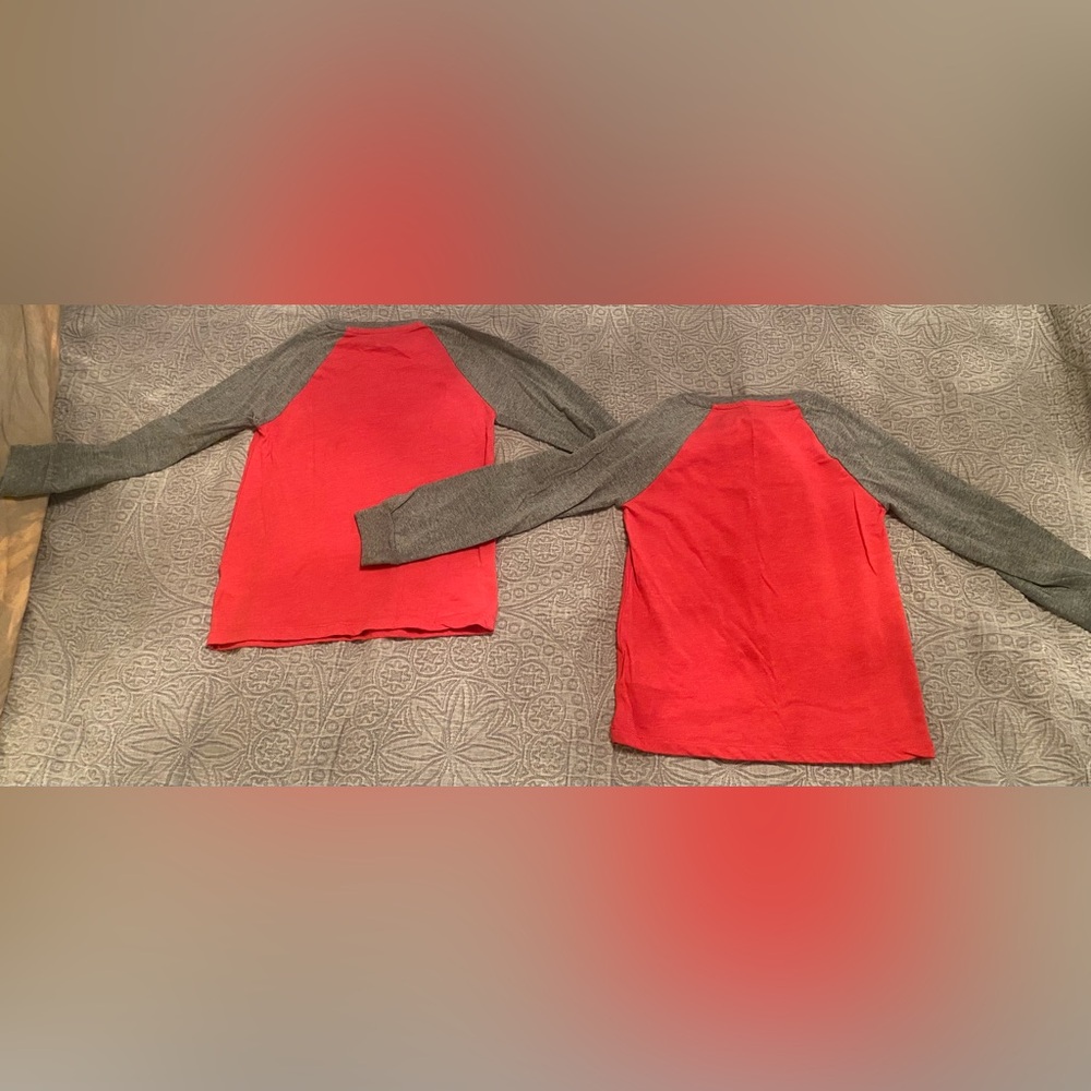 ⭐️ 🛸 Pair of Star Wars Kids Christmas Long Sleeve Tee - Size Medium (8) 🛸⭐️ - Picture 8 of 8